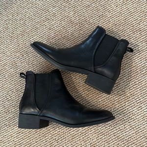 Steve Madden black Chelsea boot.